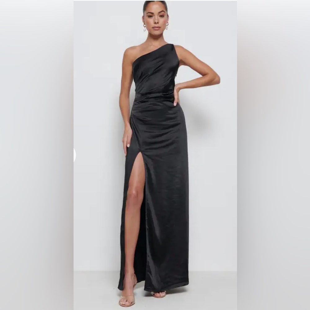 Pretty Lavish Amelia Ruched Maxi  Dress Black size 4